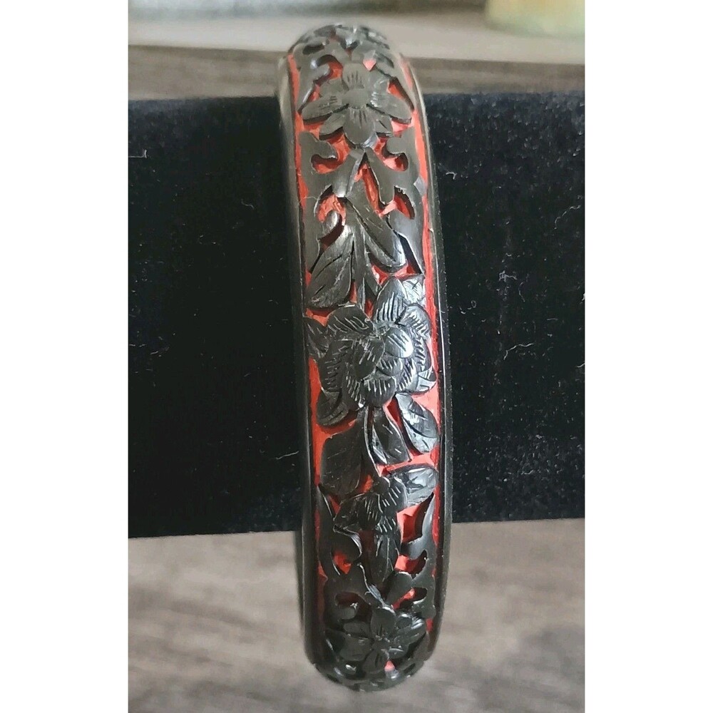 Chinese Black Red Cinnabar Carved Flower Vintage Bangle